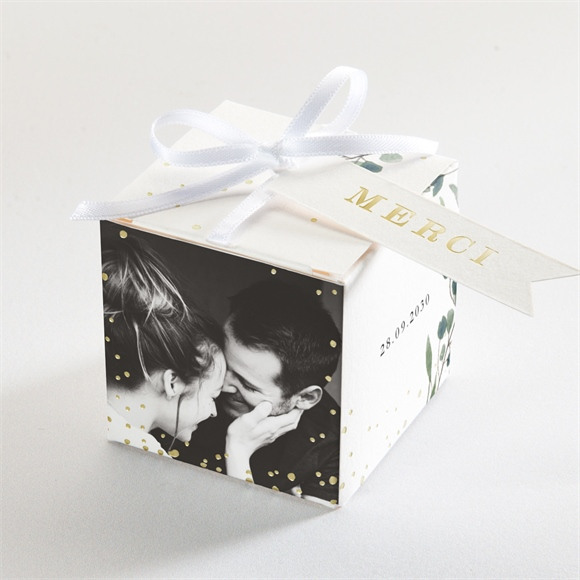 Boîte de dragées mariage Bouquet provençal dorure réf.N340522