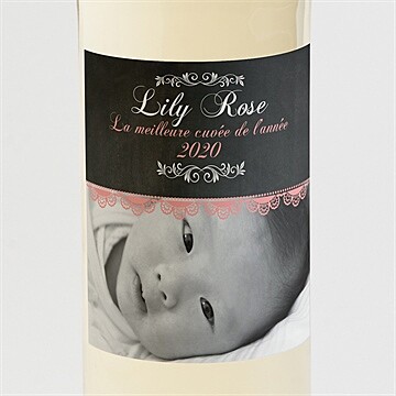 Etiquette de bouteille naissance ardoise vintage et typographie