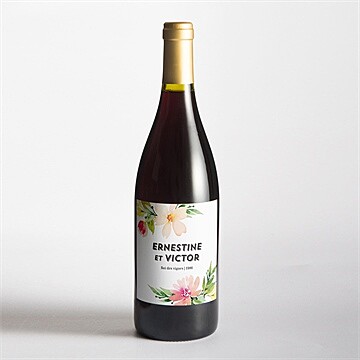 Etiquette de bouteille mariage fleurs et champetre - Mise en situation