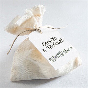 Etiquette mariage couronne d'olivier - Mise en situation